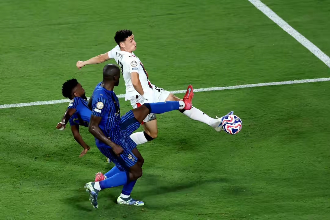 关于转折点曼城扳平良机；西甲转会期攻防权衡；更衣室稳定；年轻球员得到机会的信息贝博直播官网