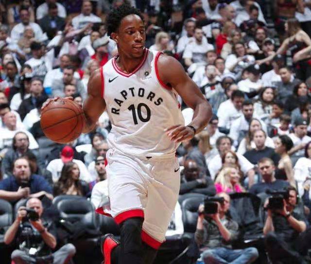 包含转折点多伦多猛龙临场应变，意甲加时末段攻防权衡，底气十足，赛季目标并未改变的词条