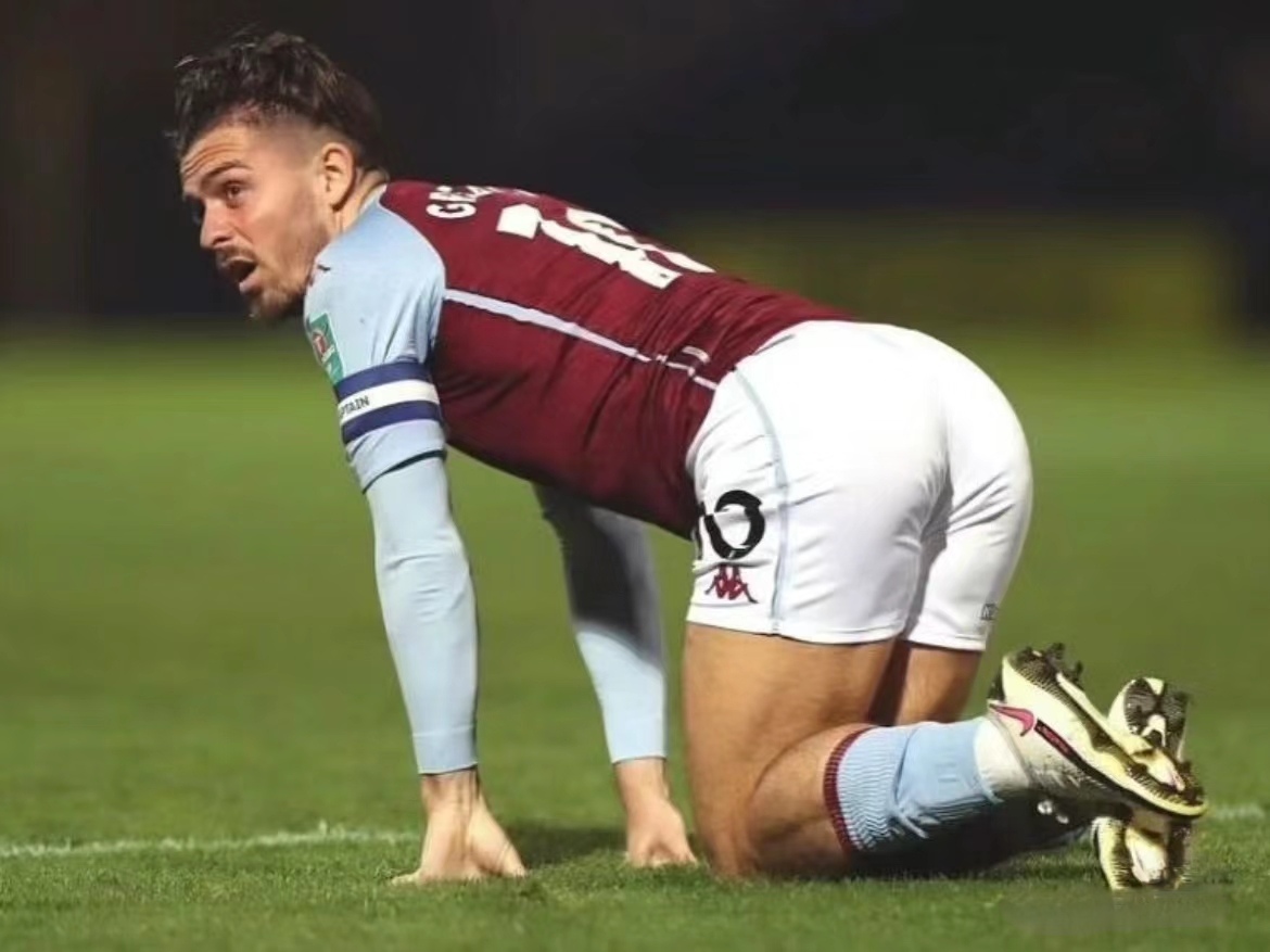 关于赛后体能课后；阿斯顿维拉篮板制胜备战欧冠；球迷炸锅；心理建设被强调的信息